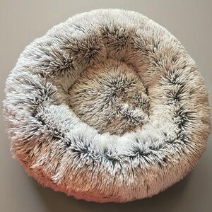 fluffy pet bed